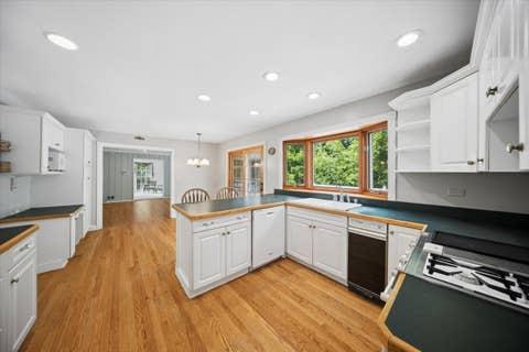 Tiny photo for 132 Wagon Wheel Lane, Barrington, IL 60010 (MLS # 12710269)
