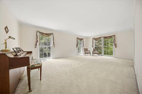 Tiny photo for 132 Wagon Wheel Lane, Barrington, IL 60010 (MLS # 12710269)