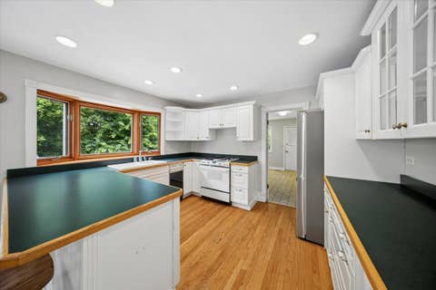 Tiny photo for 132 Wagon Wheel Lane, Barrington, IL 60010 (MLS # 12710269)