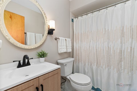 Tiny photo for 720 S Butterfield Road, Libertyville, IL 60048 (MLS # 12717588)