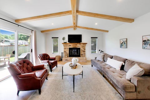 Tiny photo for 1002 S Haddow Avenue, Arlington Heights, IL 60005 (MLS # 12687281)