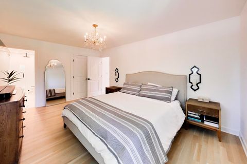 Tiny photo for 1002 S Haddow Avenue, Arlington Heights, IL 60005 (MLS # 12687281)