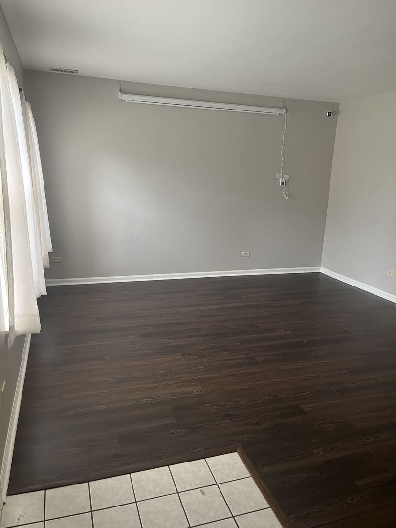 1404 W Split Oak Circle