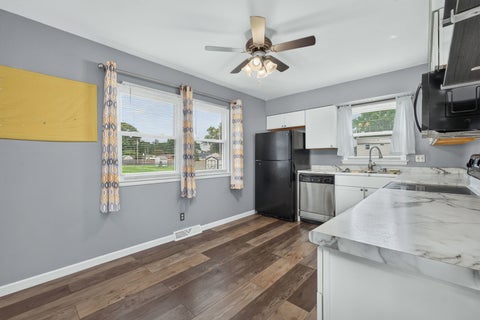 Tiny photo for 4737 19th Avenue, Moline, IL 61265 (MLS # 12768891)