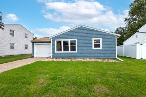 Tiny photo for 4737 19th Avenue, Moline, IL 61265 (MLS # 12768891)