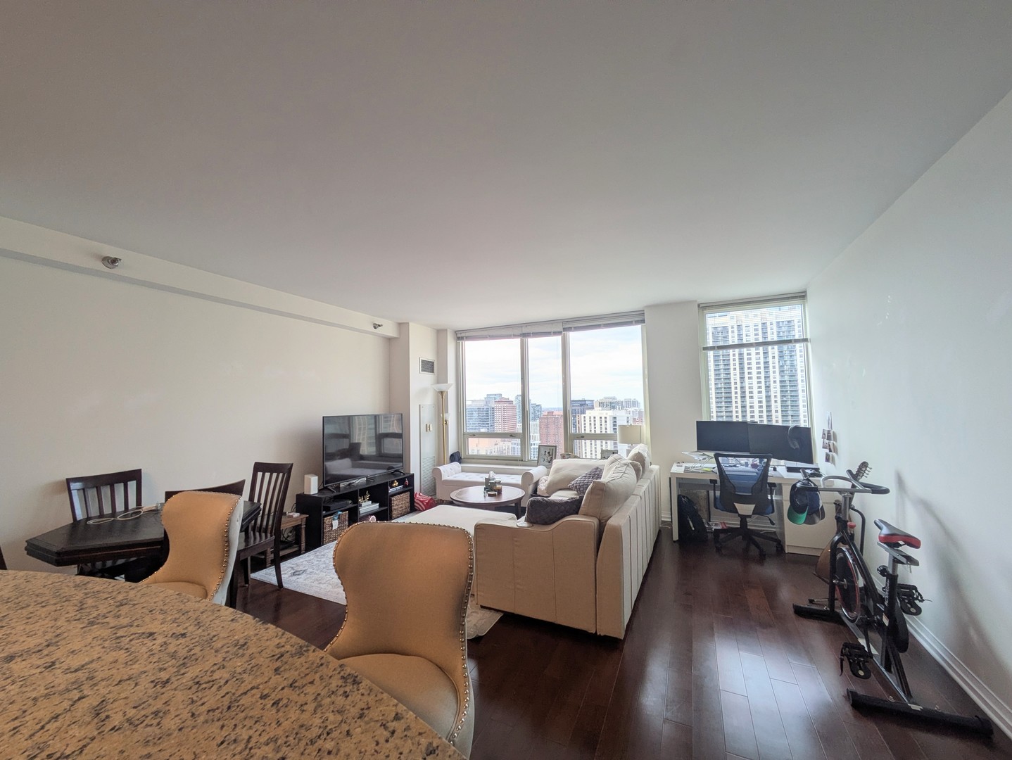 33 W Ontario Street 35F