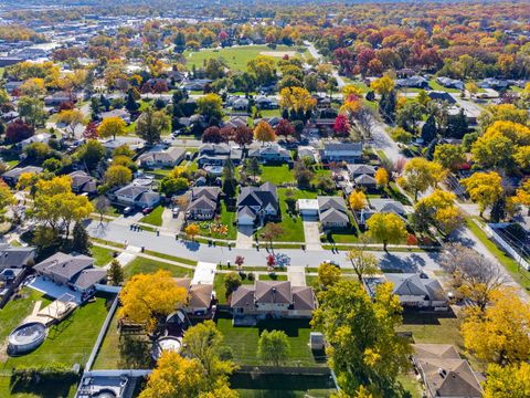 Tiny photo for 8142 W 90th Street, Hickory Hills, IL 60457 (MLS # 12510352)