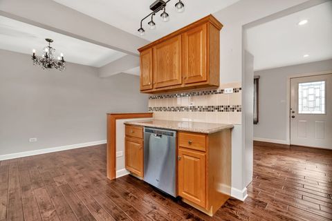 Tiny photo for 8142 W 90th Street, Hickory Hills, IL 60457 (MLS # 12510352)