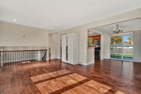 Tiny photo for 8142 W 90th Street, Hickory Hills, IL 60457 (MLS # 12510352)