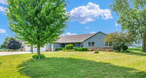 Tiny photo for 1125 Park Drive, Paxton, IL 60957 (MLS # 12406189)