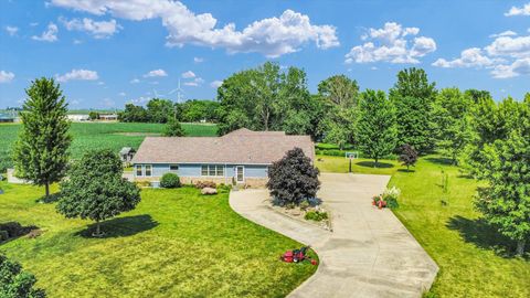 Tiny photo for 1125 Park Drive, Paxton, IL 60957 (MLS # 12406189)