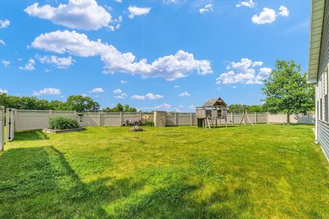 Tiny photo for 1125 Park Drive, Paxton, IL 60957 (MLS # 12406189)