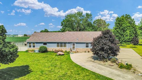 Tiny photo for 1125 Park Drive, Paxton, IL 60957 (MLS # 12406189)