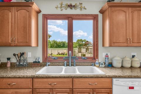 Tiny photo for 1125 Park Drive, Paxton, IL 60957 (MLS # 12406189)