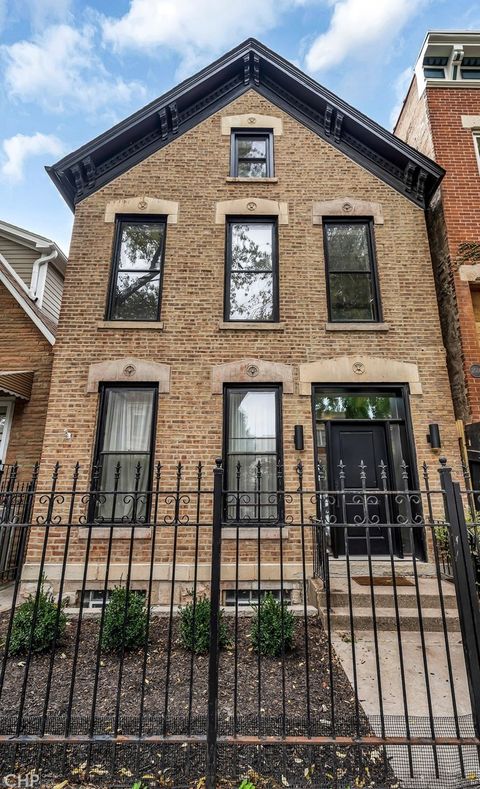 2014 N Oakley Avenue 1 Chicago IL 60647