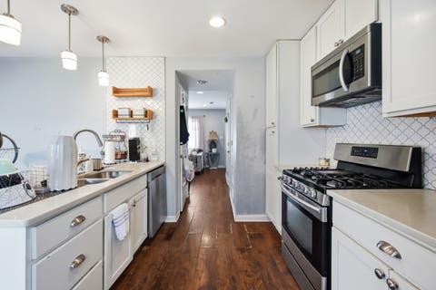Tiny photo for 1150 N Boxwood Drive #A, Mount Prospect, IL 60056 (MLS # 12723676)