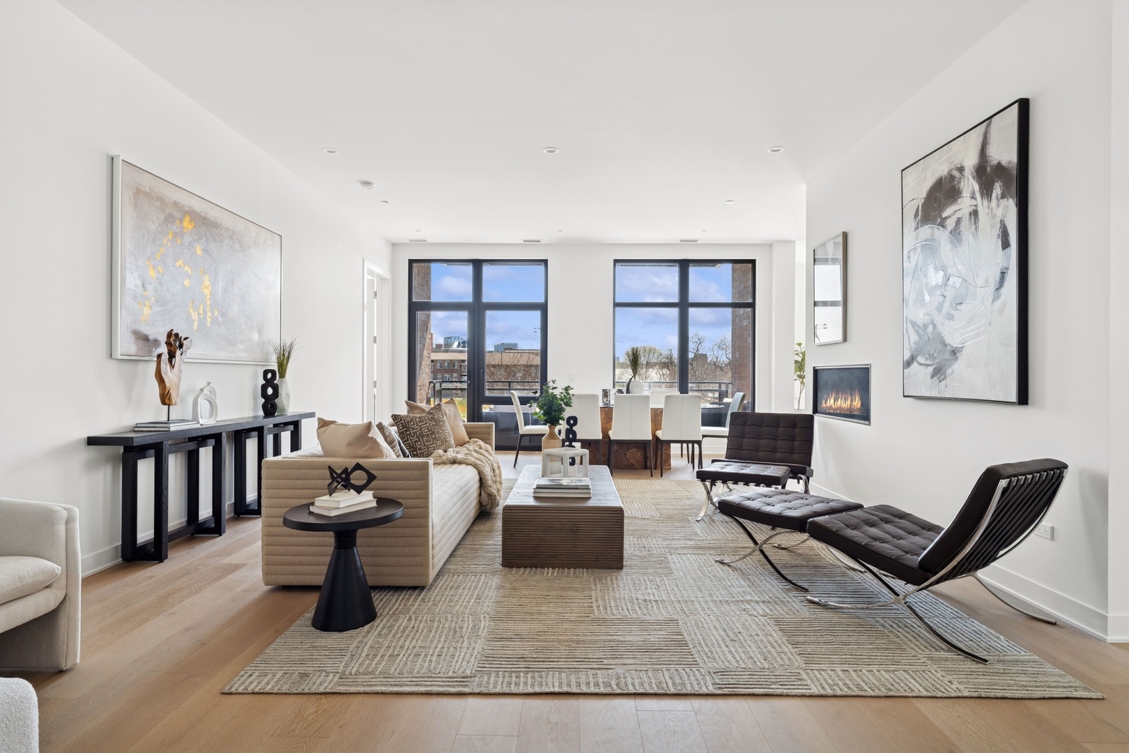 1340 W Chestnut Street 303