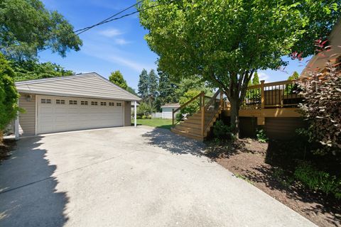 Tiny photo for 2232 Hawthorne Avenue, Westchester, IL 60154 (MLS # 12681723)