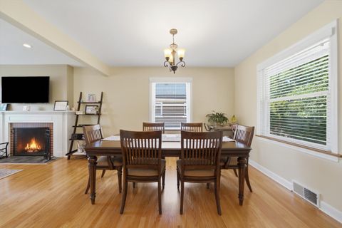 Tiny photo for 2232 Hawthorne Avenue, Westchester, IL 60154 (MLS # 12681723)