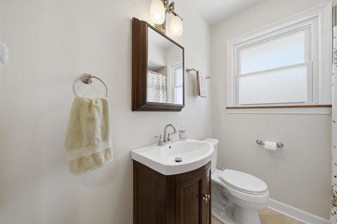 Tiny photo for 2232 Hawthorne Avenue, Westchester, IL 60154 (MLS # 12681723)