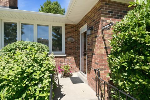 Tiny photo for 2232 Hawthorne Avenue, Westchester, IL 60154 (MLS # 12681723)