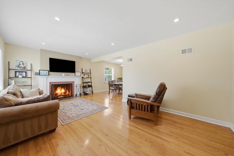 Tiny photo for 2232 Hawthorne Avenue, Westchester, IL 60154 (MLS # 12681723)