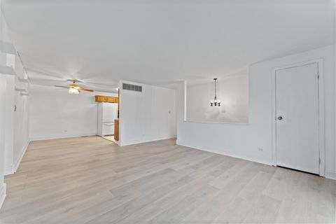 Tiny photo for 195 Duxbury Court #D, Bloomingdale, IL 60108 (MLS # 12523690)