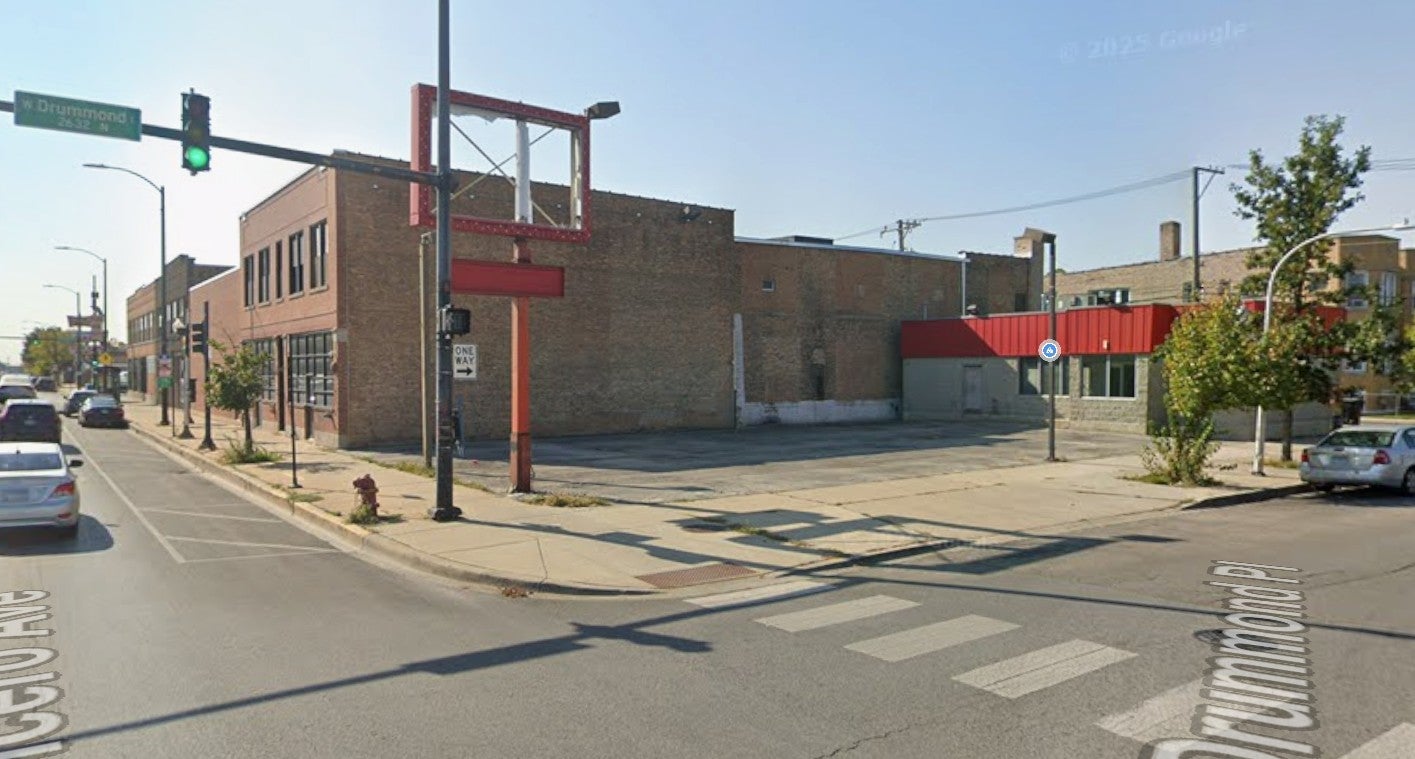 2622 N Cicero Avenue