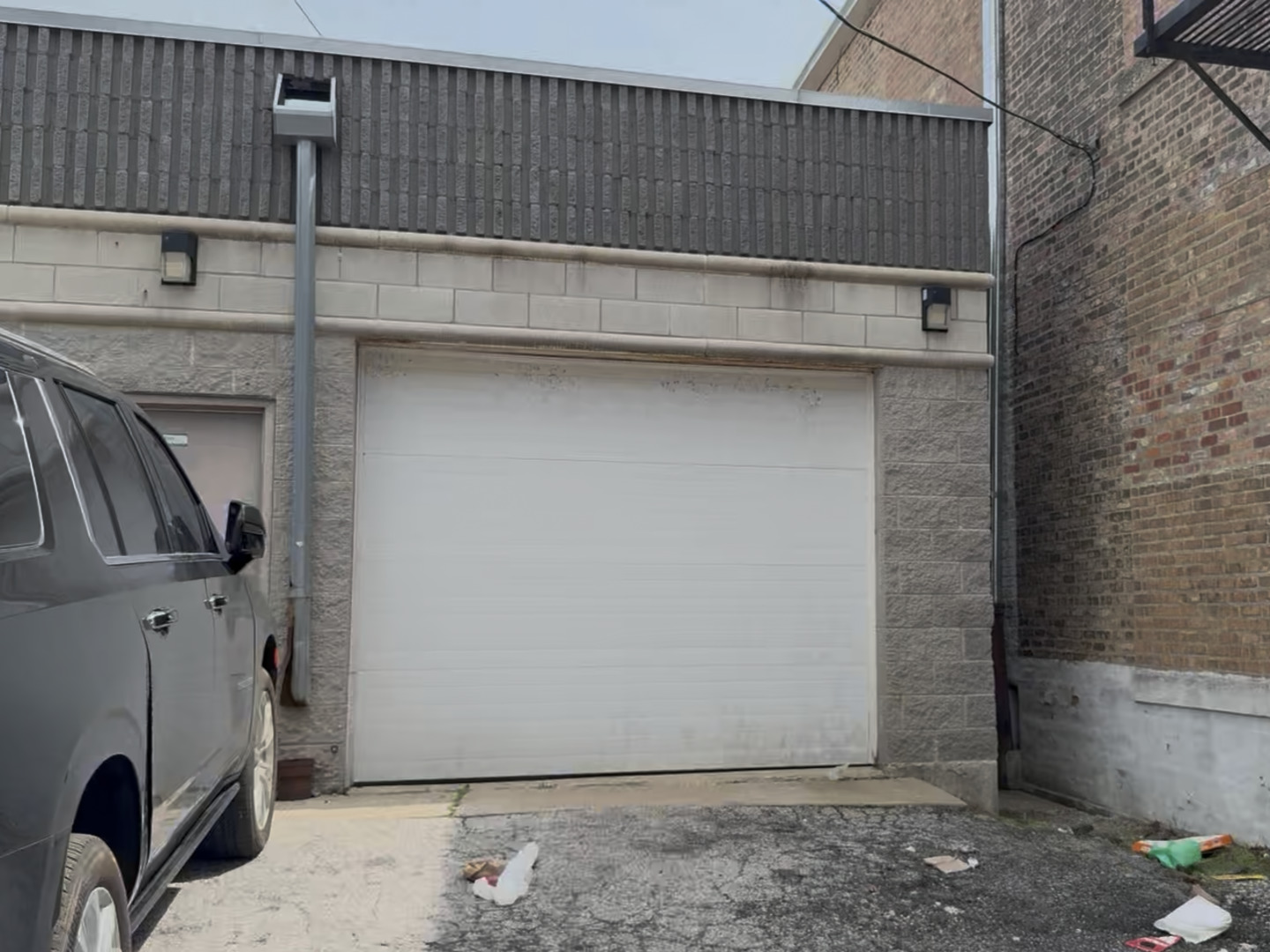 2622 N Cicero Avenue