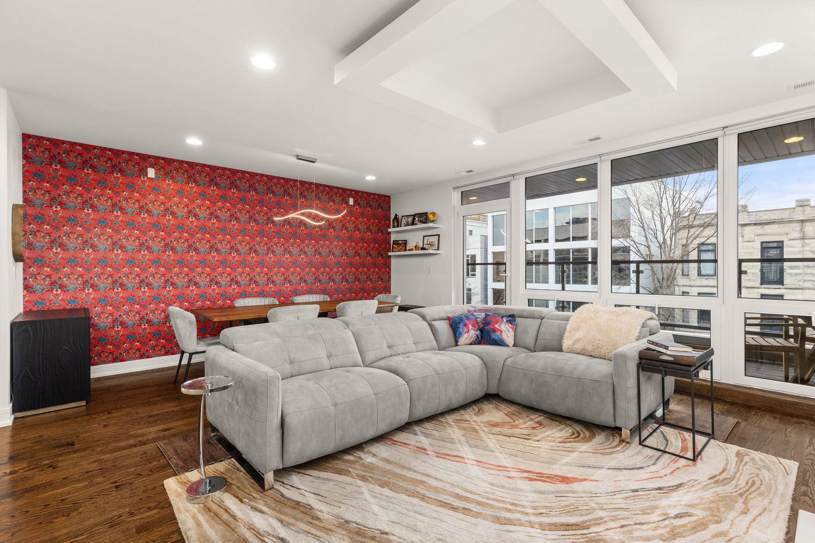 2210 W Chicago Avenue 3W