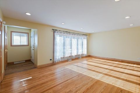 Tiny photo for 7910 CHURCHILL Street, Morton Grove, IL 60053 (MLS # 12533591)