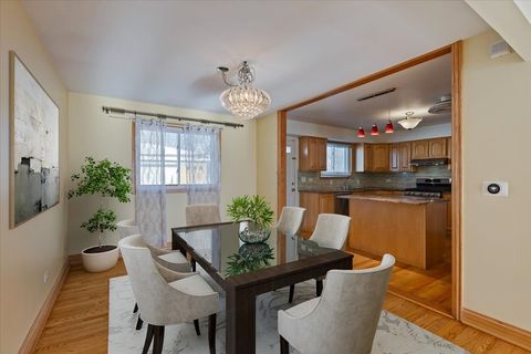 Tiny photo for 7910 CHURCHILL Street, Morton Grove, IL 60053 (MLS # 12533591)