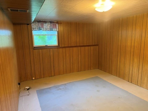 Tiny photo for 208 N Jones Avenue, Maquoketa, IA 52060 (MLS # 12692666)