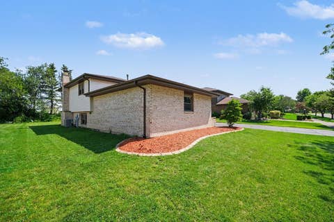 Tiny photo for 537 Willow Lane, Beecher, IL 60401 (MLS # 12698642)