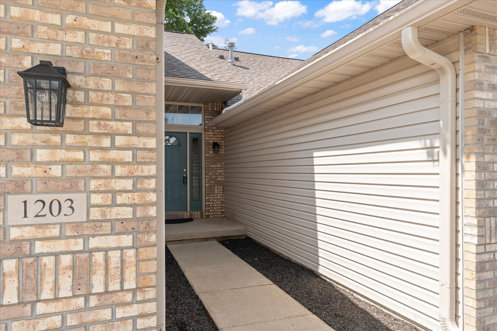 1203 Windwood Lane