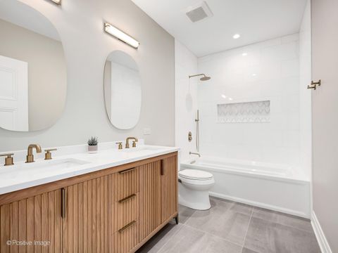 Tiny photo for 3825 Lawn Avenue, Western Springs, IL 60558 (MLS # 12640971)
