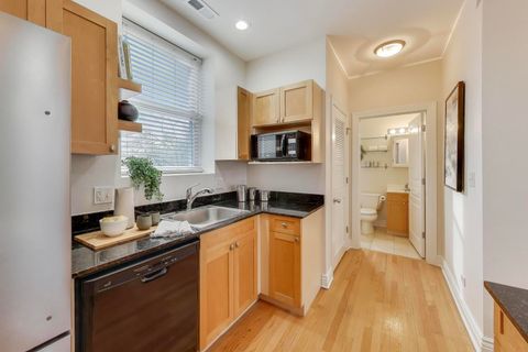 Tiny photo for 1443 W VICTORIA Street #3E, Chicago, IL 60660 (MLS # 12537825)