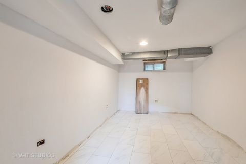 Tiny photo for 2614 W Morse Avenue, Chicago, IL 60645 (MLS # 12357182)