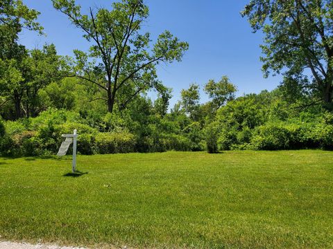35051 N Oak Knoll Circle Gurnee IL 60031