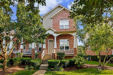 Photo of 1116 Longwood Drive, Lisle, IL 60532 (MLS # 12745732)