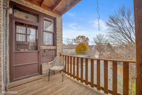 Tiny photo for 845 Pleasant Street #2E, Oak Park, IL 60302 (MLS # 12526853)