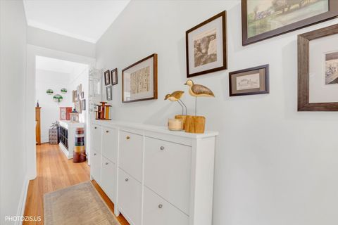 Tiny photo for 845 Pleasant Street #2E, Oak Park, IL 60302 (MLS # 12526853)