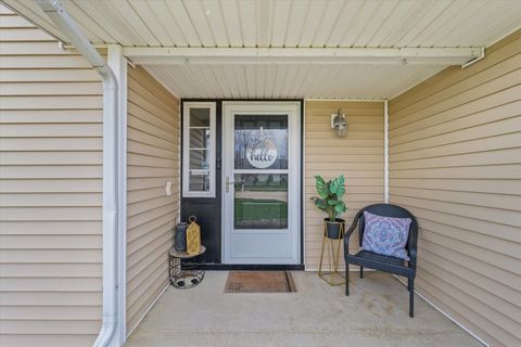 Tiny photo for 2003 Macintosh Lane, Monticello, IL 61856 (MLS # 12596440)