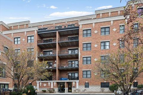 Tiny photo for 2811 N Bell Avenue #202, Chicago, IL 60618 (MLS # 12525065)
