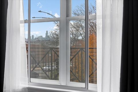 Tiny photo for 2811 N Bell Avenue #202, Chicago, IL 60618 (MLS # 12525065)