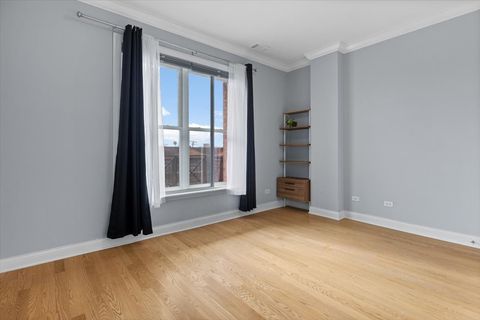 Tiny photo for 2811 N Bell Avenue #202, Chicago, IL 60618 (MLS # 12525065)