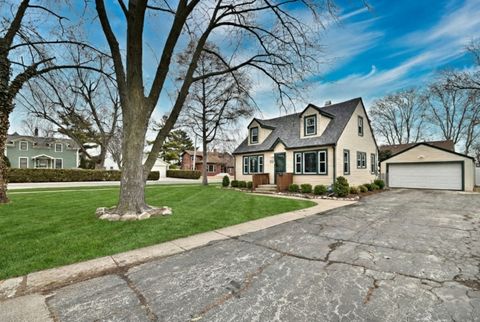 Tiny photo for 371 E Dickens Avenue, Northlake, IL 60164 (MLS # 12559812)