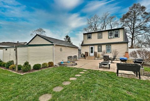 Tiny photo for 371 E Dickens Avenue, Northlake, IL 60164 (MLS # 12559812)