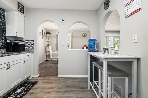 Tiny photo for 1001 Blackhawk Drive, University Park, IL 60484 (MLS # 12489857)