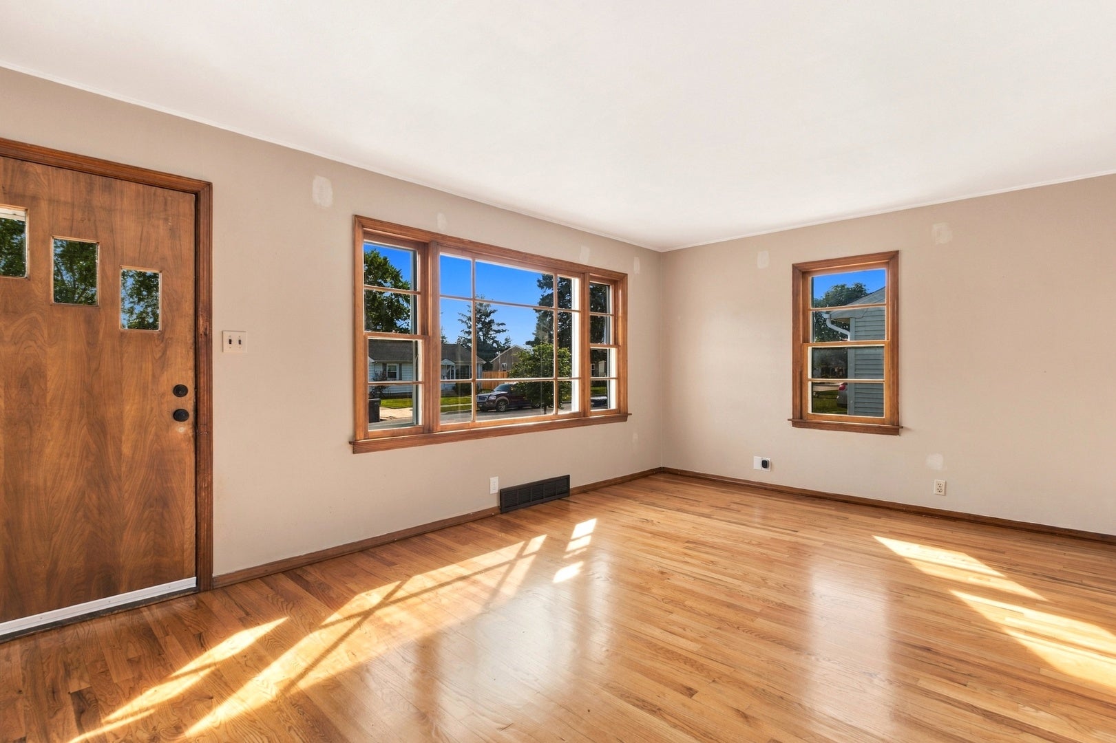124 Riverside Drive